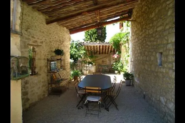 Gite Une Treille En Provence Saint Didier  0*, Saint Didier (Vaucluse) France