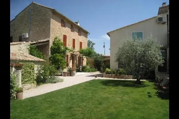 Gite Une Treille En Provence Saint Didier  Saint Didier (Vaucluse)