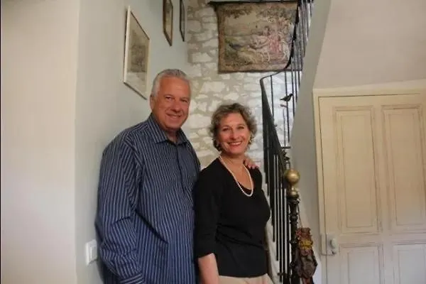 Gite Une Treille En Provence Saint Didier  Apartment